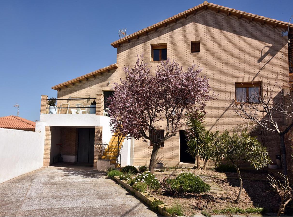 Posada-18 Villa Malon ภายนอก รูปภาพ